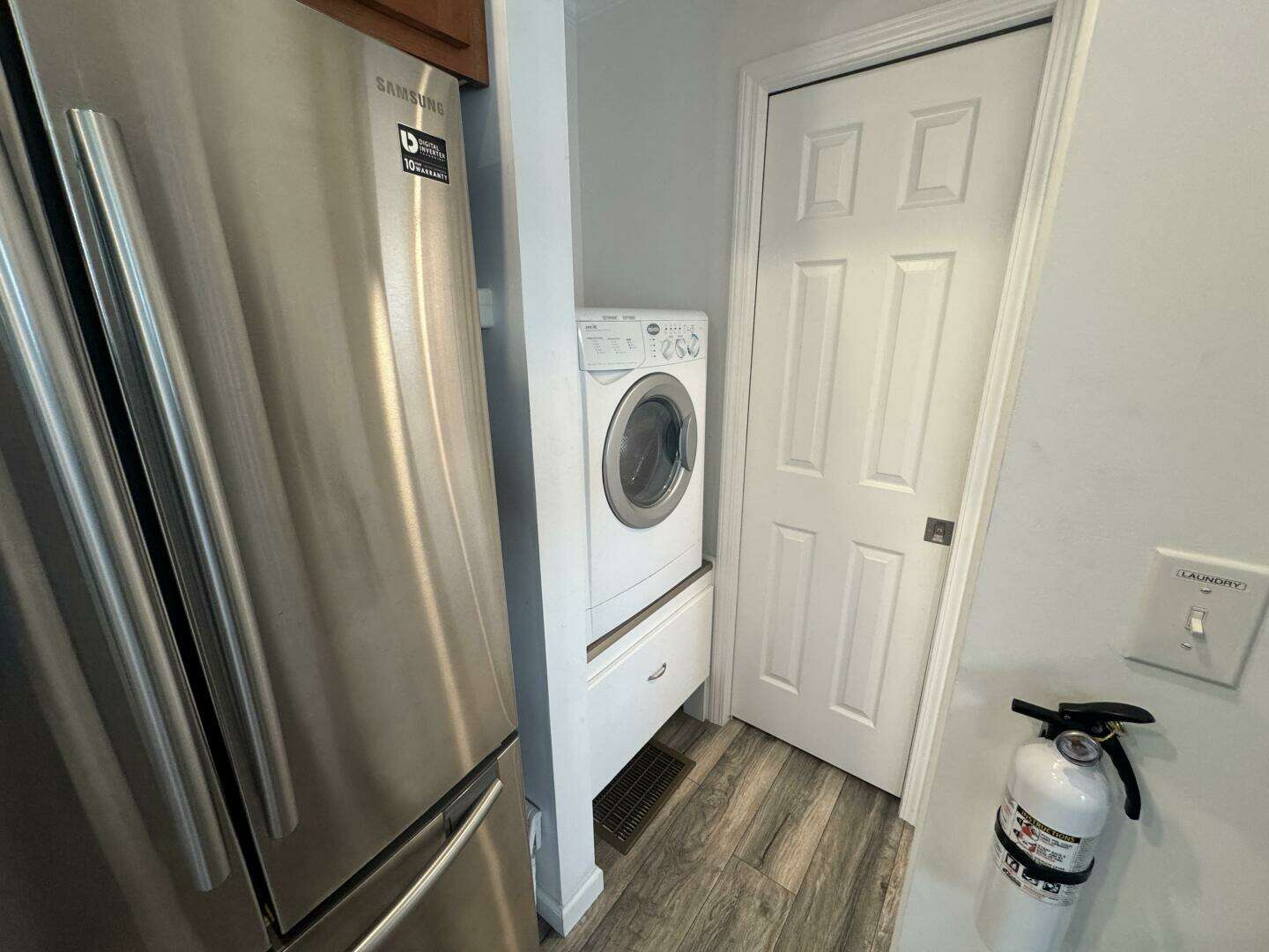2019 Harbor Home Cozy Cottage 52' x 16' Tiny Boat - Image 34