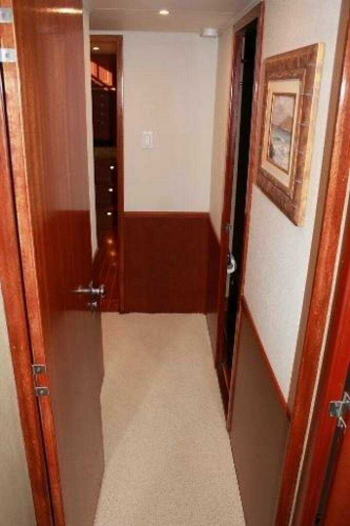 1965 Hatteras Motor Yacht - Image 33