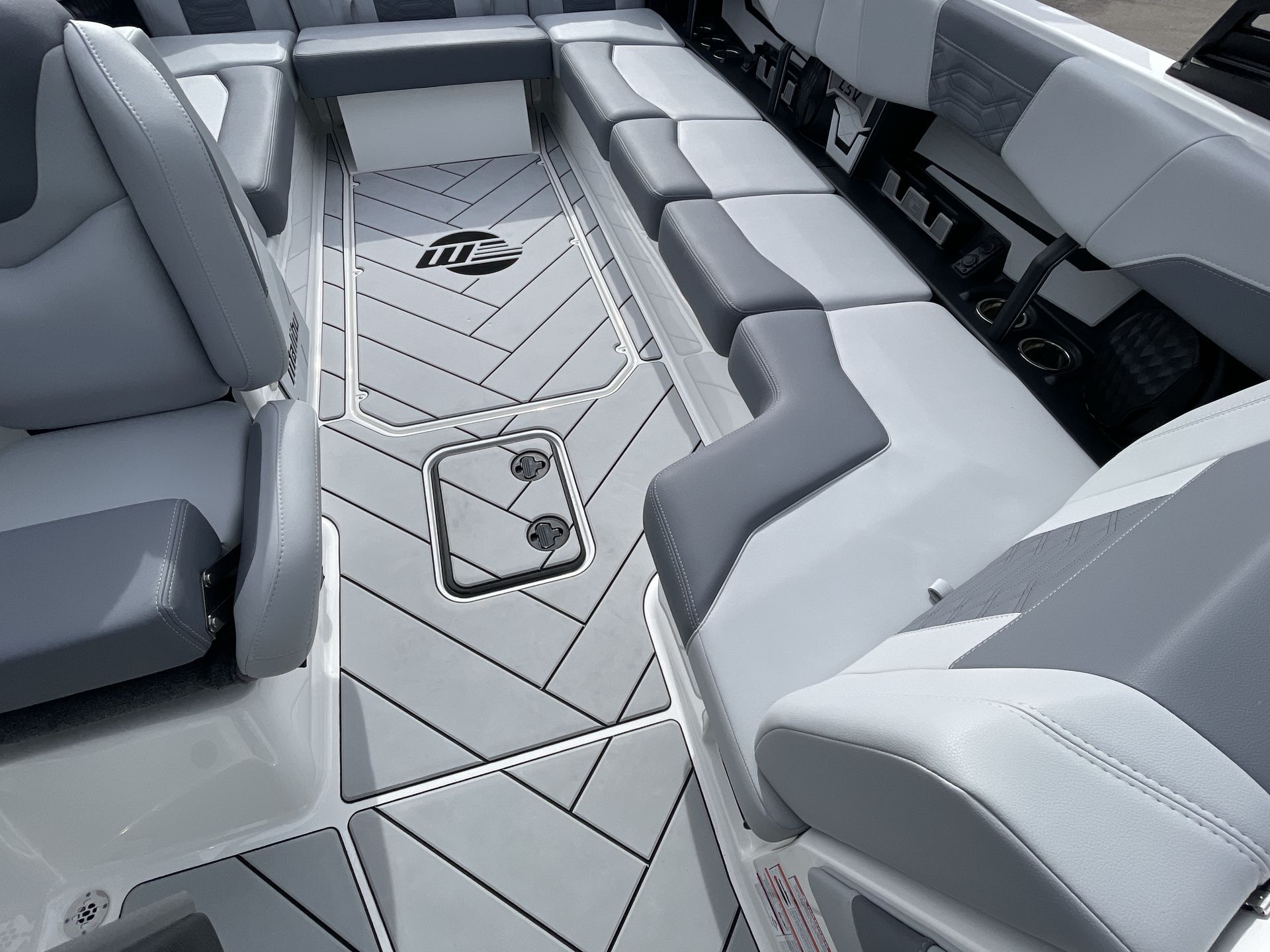 2023 Malibu Wakesetter 25 LSV - 6