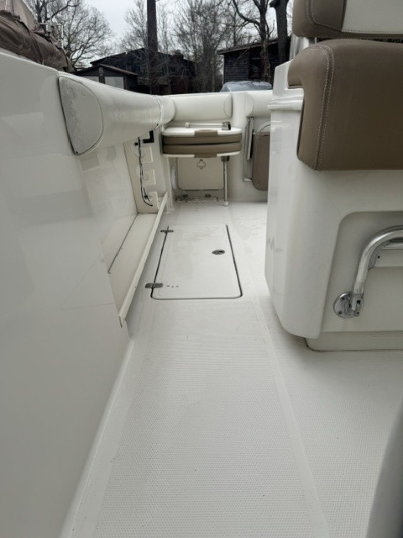 2013 Sailfish 290 CC - Image 14