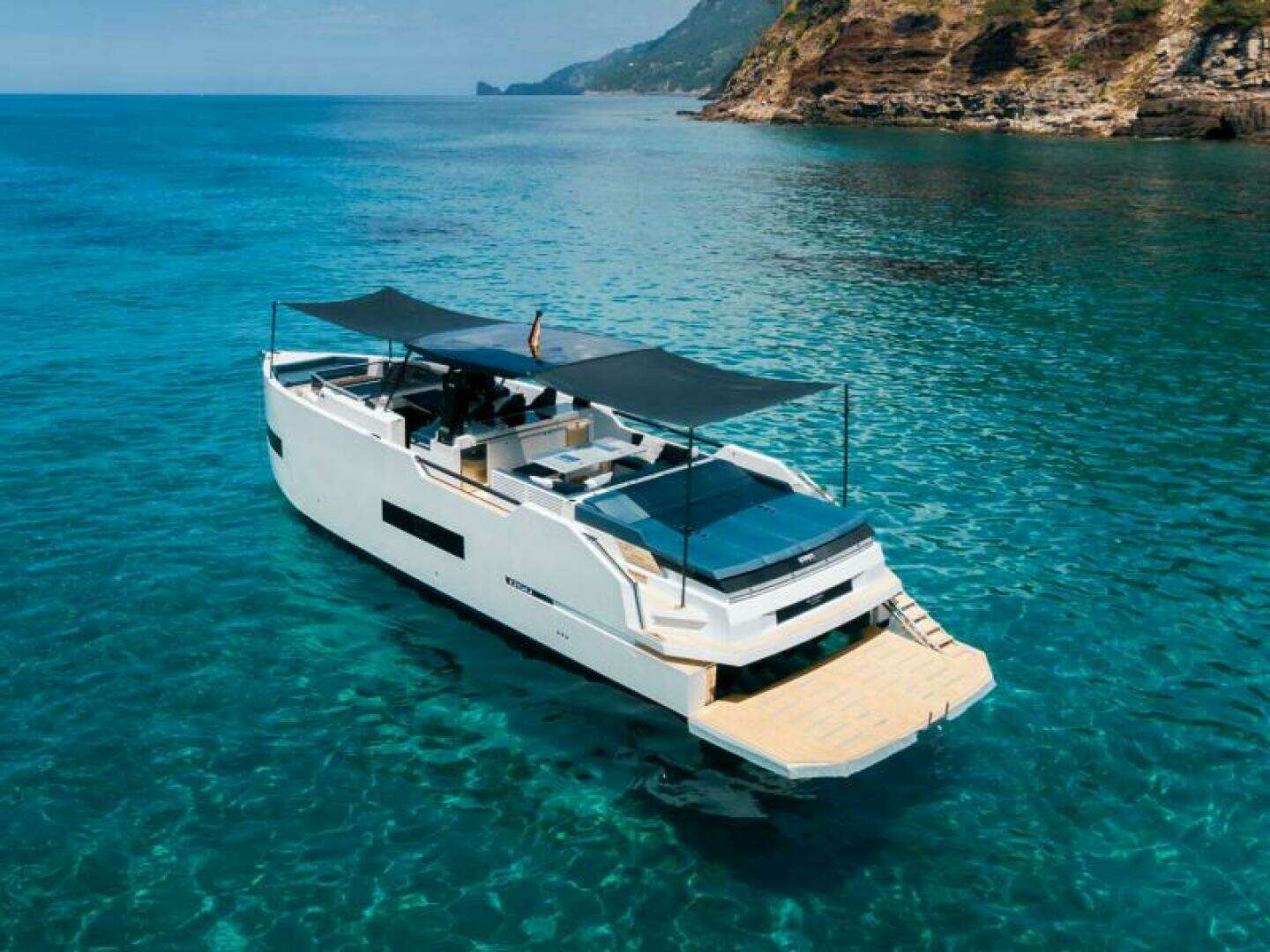 2026 De Antonio Yachts 50 Open - Image 2