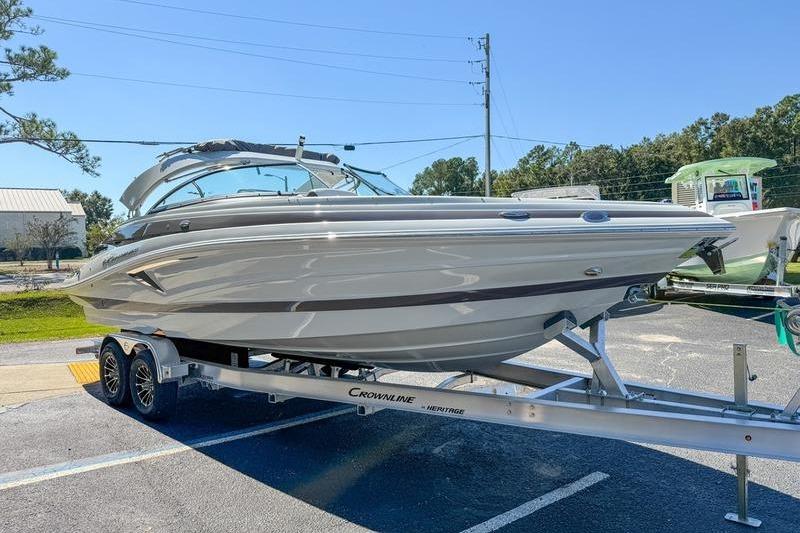 2026 Crownline 270 XSS