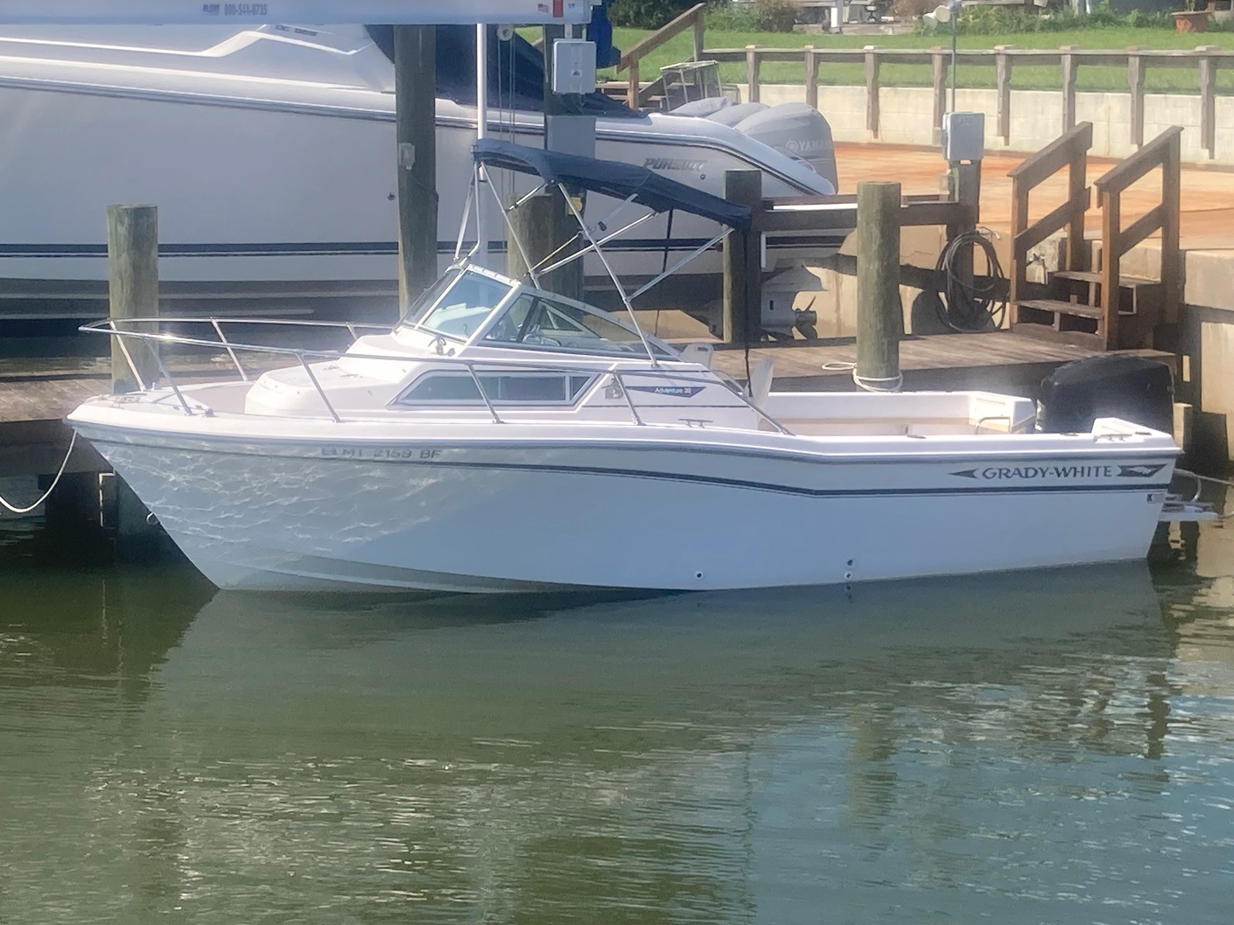 1999 Grady-White Adventure 208 - 7