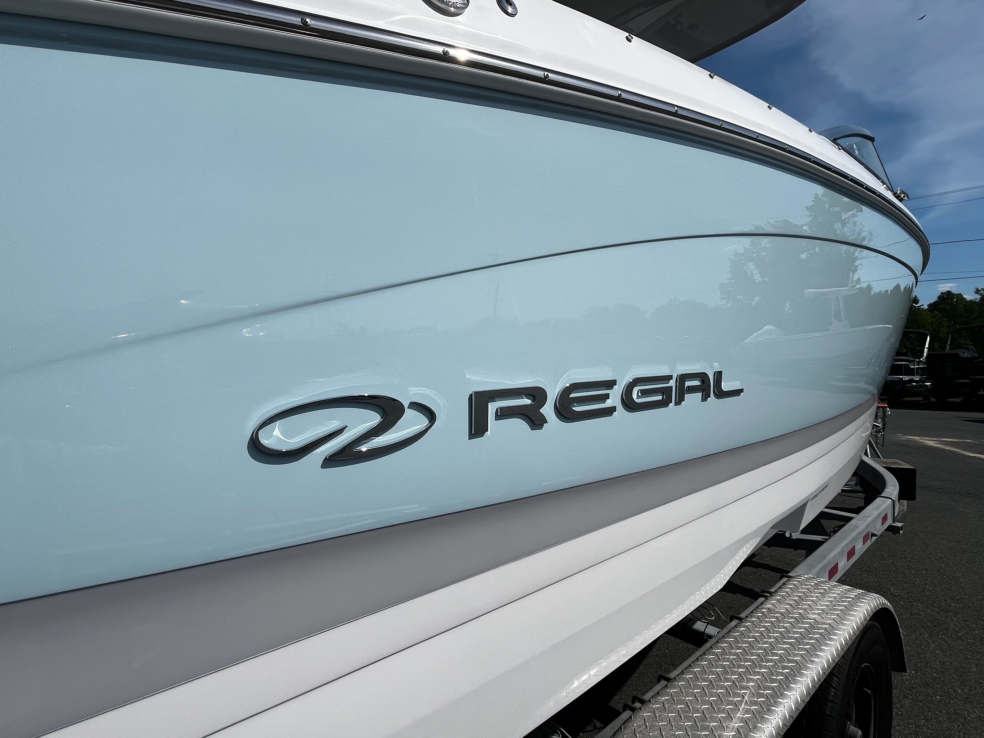 2026 REGAL LX6 - Image 44