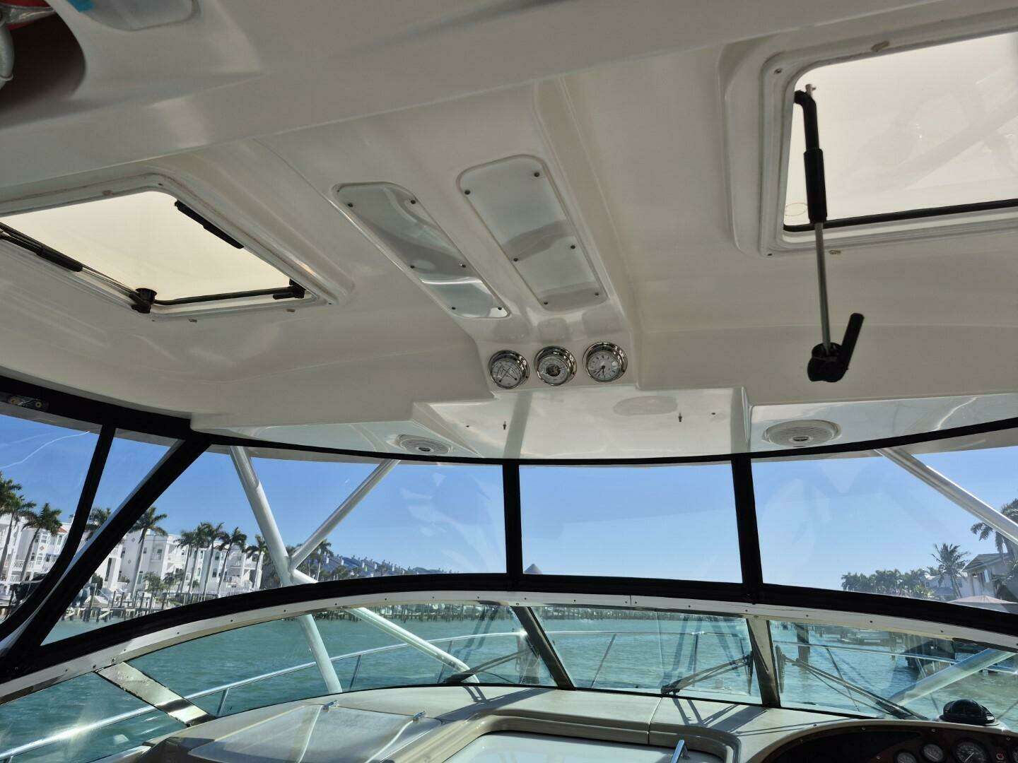 2004 Riviera 4000 Offshore - Image 48