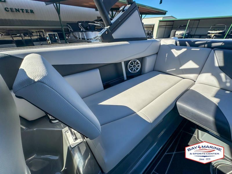 2020 ATX Surf Boats 22 Type-S - 18