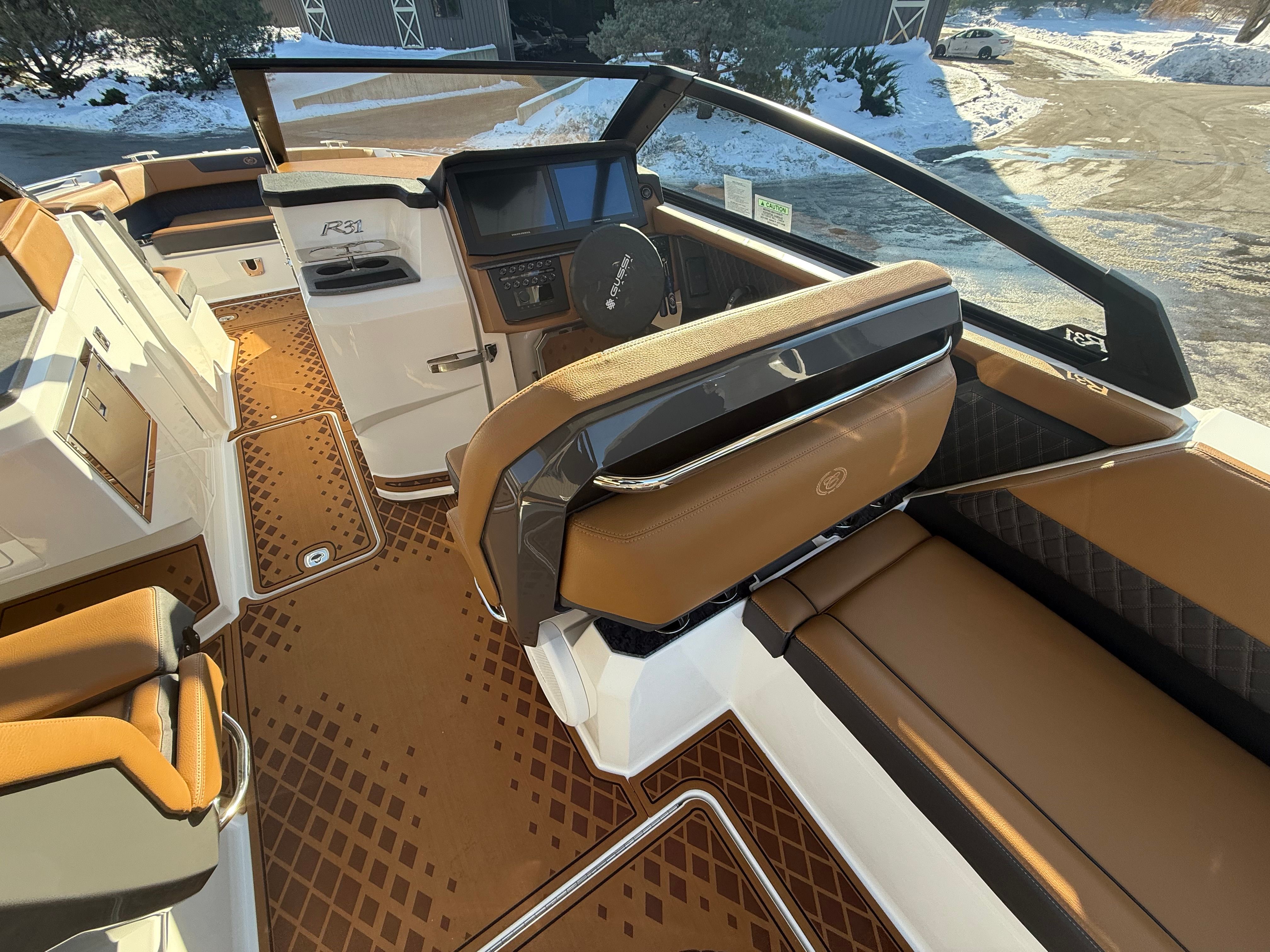 2026 Cobalt R31 Surf - 12
