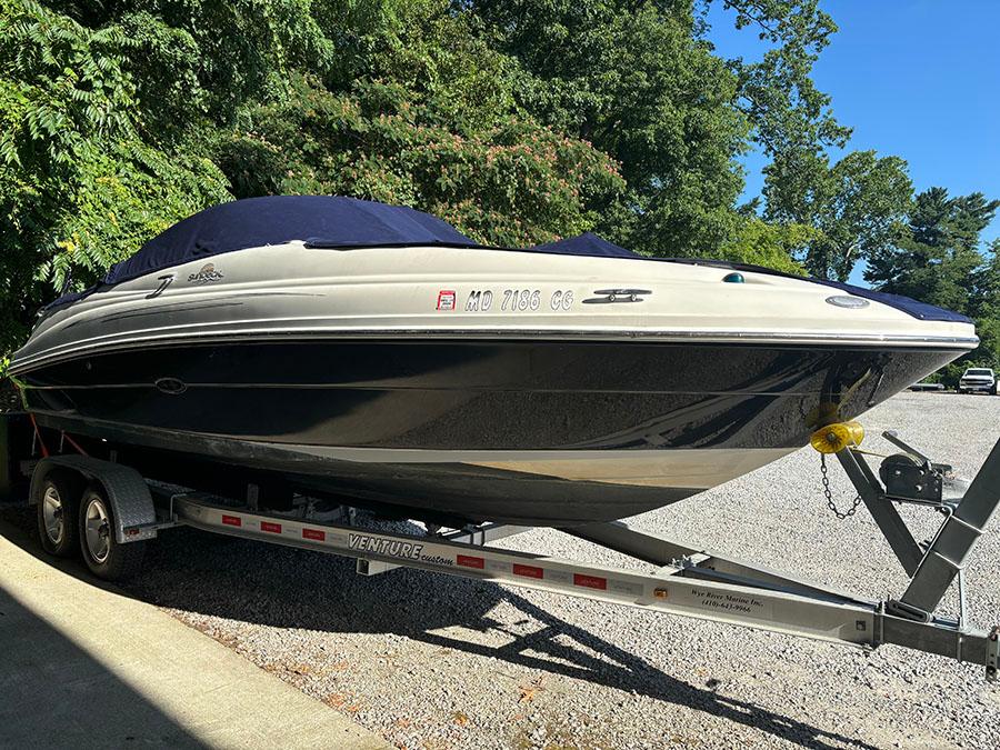 2007 Sea Ray 220 Sundeck