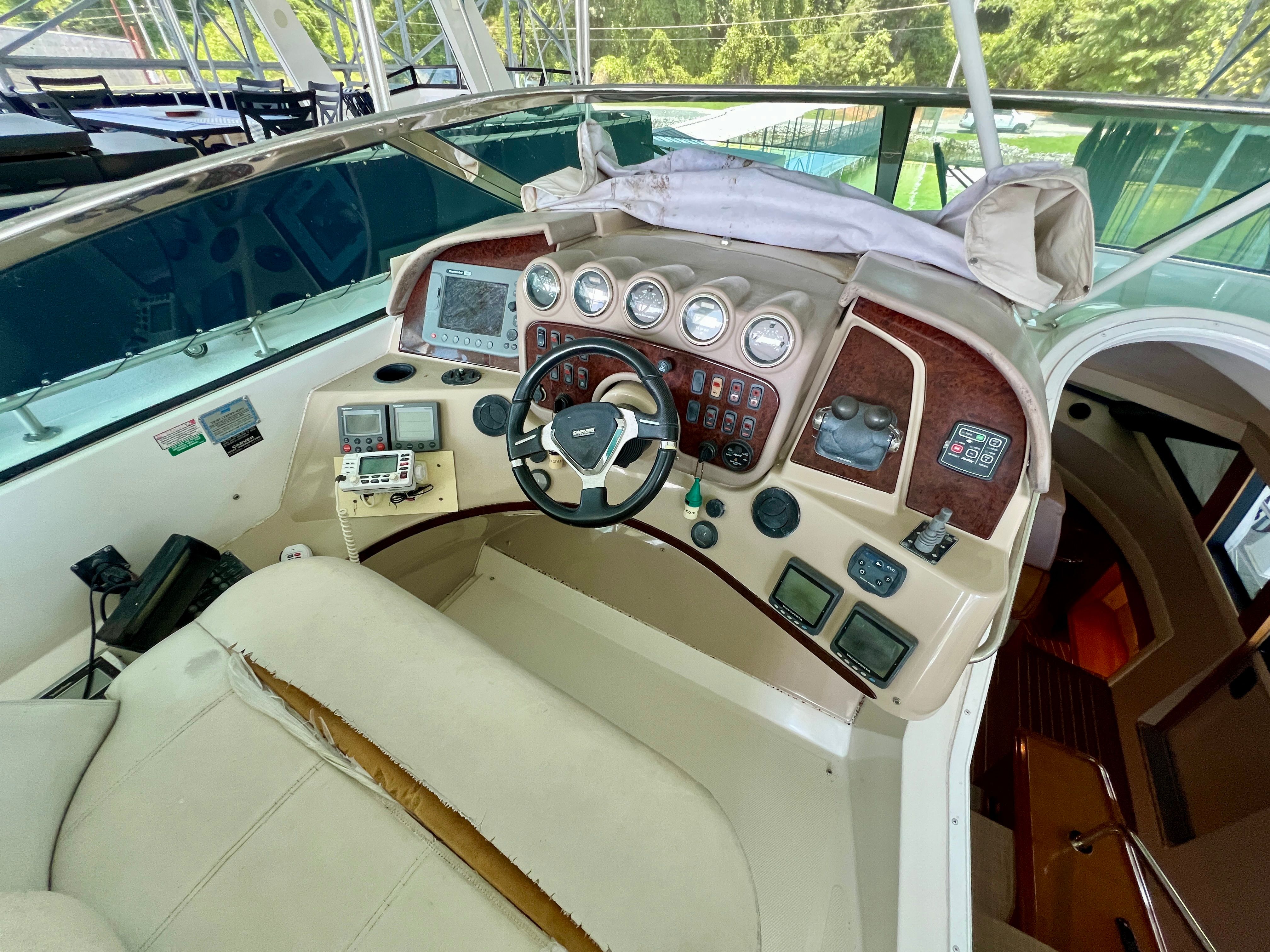 Interior view of a 2005 Carver 560 Voyager Sky cockpit.