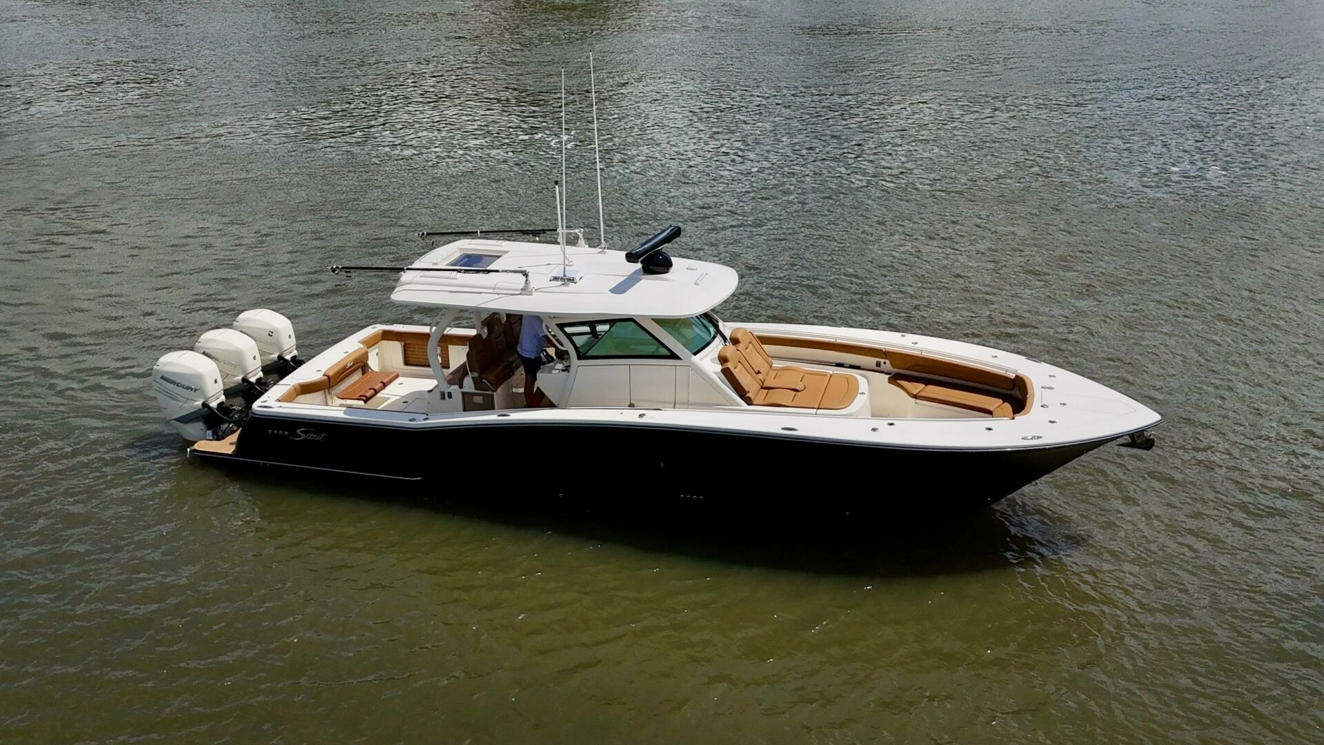 2020 Scout 380 LXF - Image 107