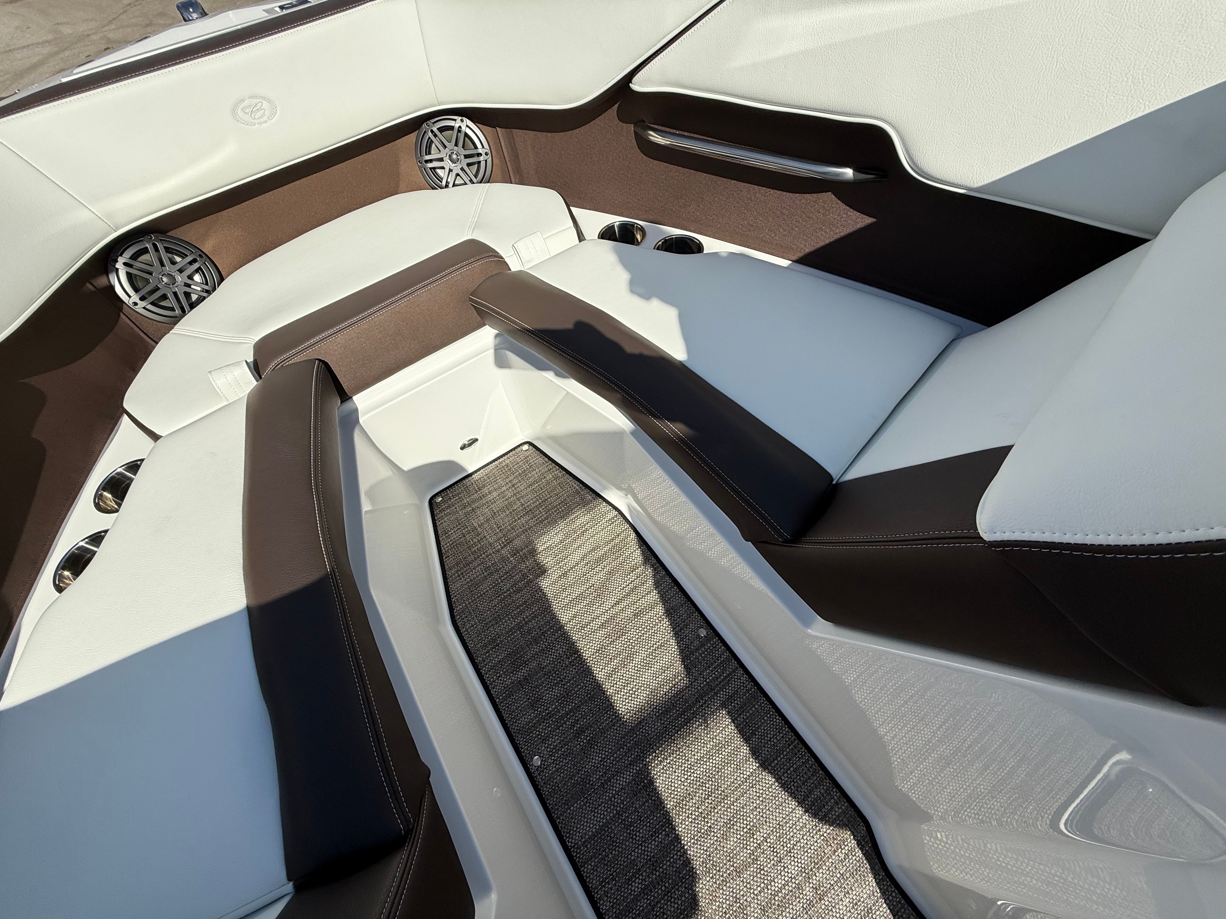 2025 Cobalt CS23 Surf - 12