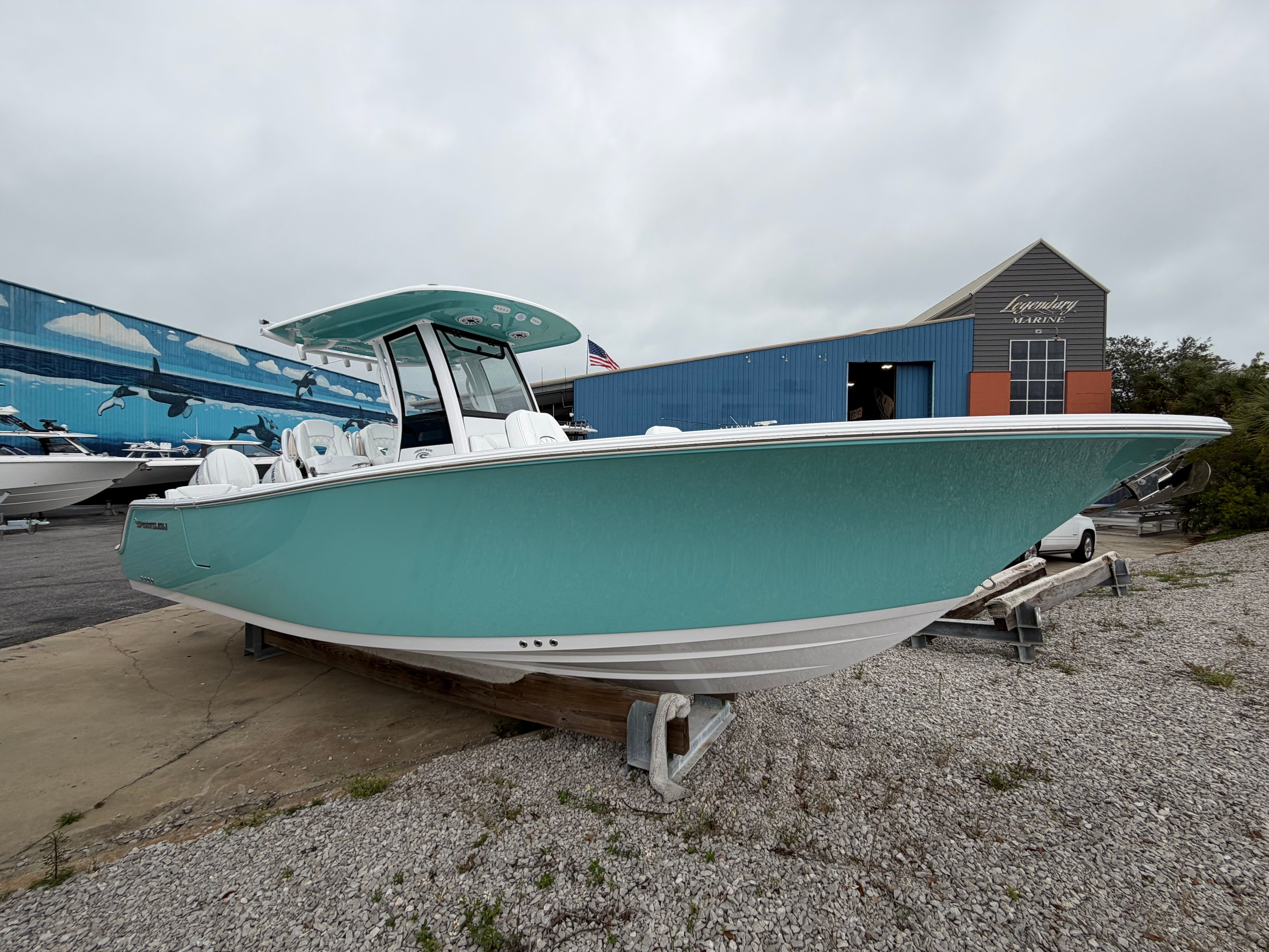 2026 Sportsman Heritage 261 Center Console