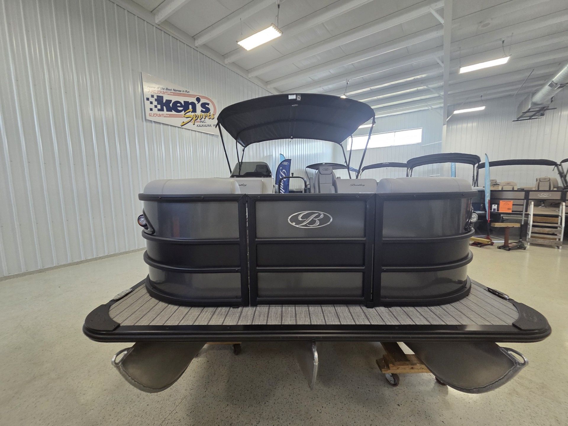 2026 Bentley Pontoons Legacy 223 Navigator - 3