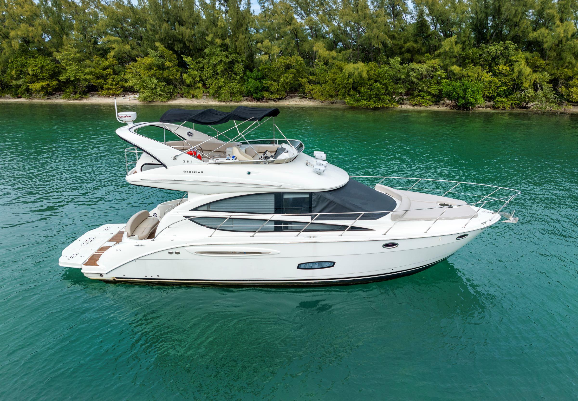 2012 Meridian 391 Sedan