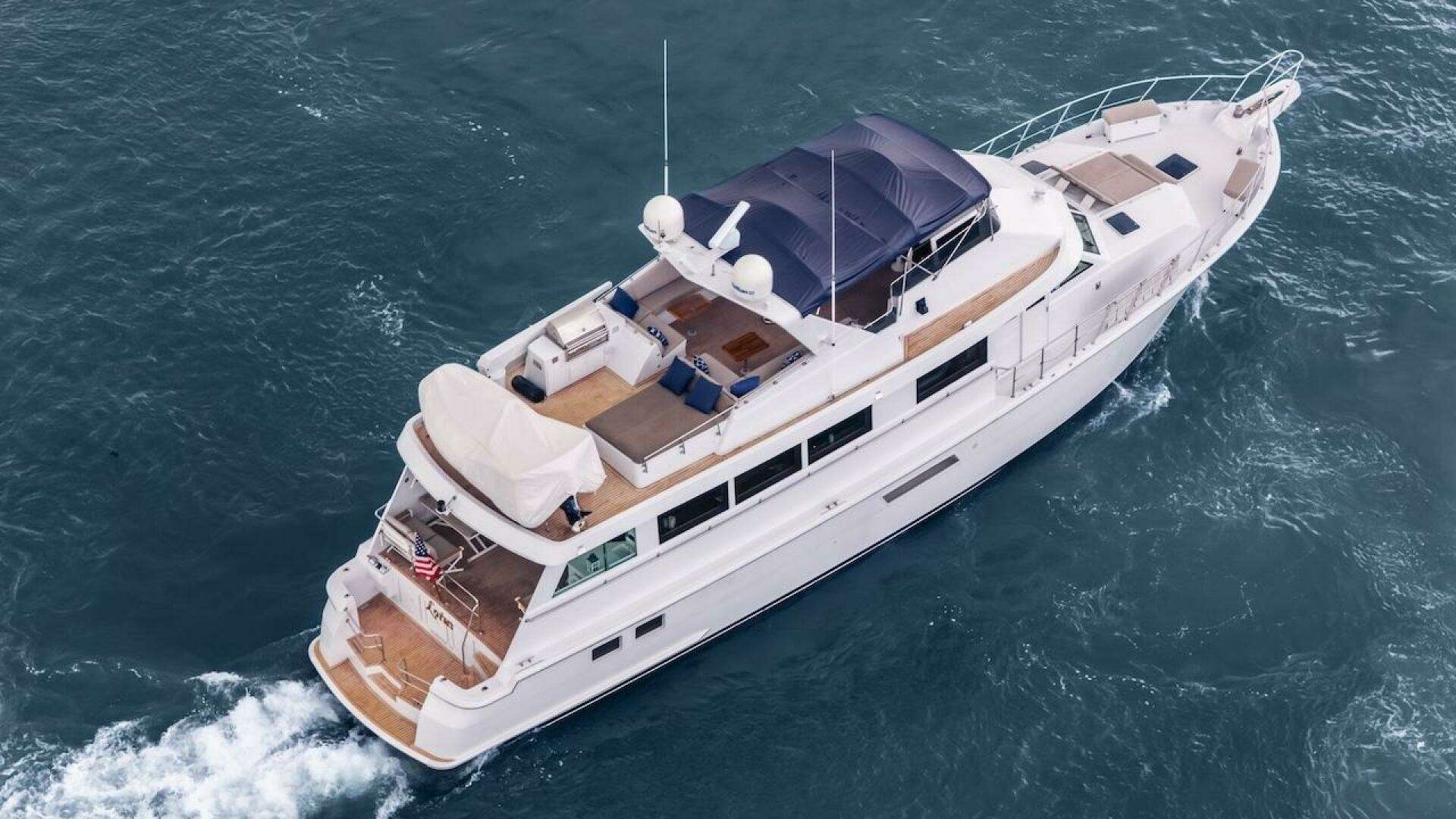 1998 Hatteras Sport Deck - Image 10