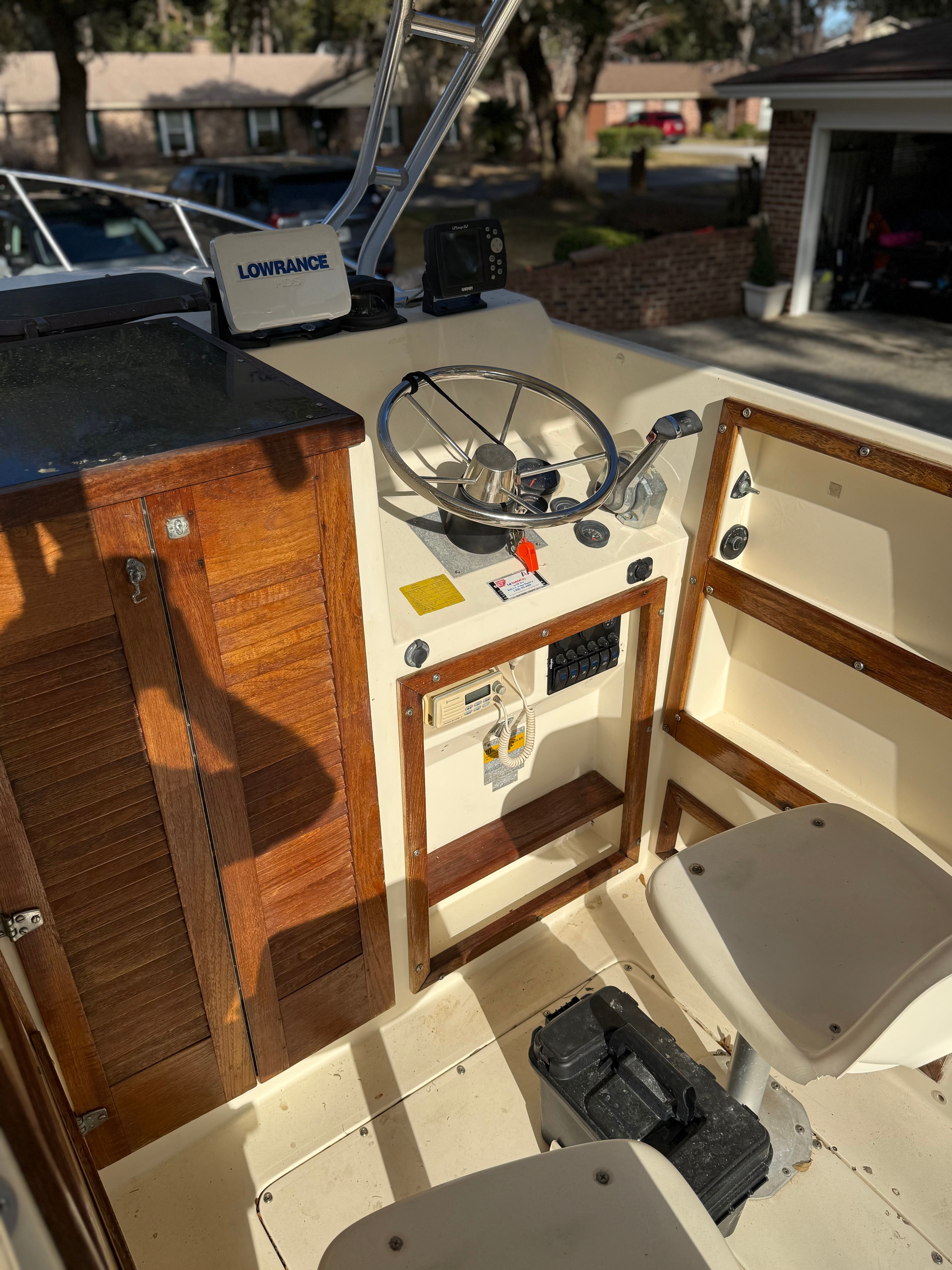 1989 Mako 238 Mako - 4