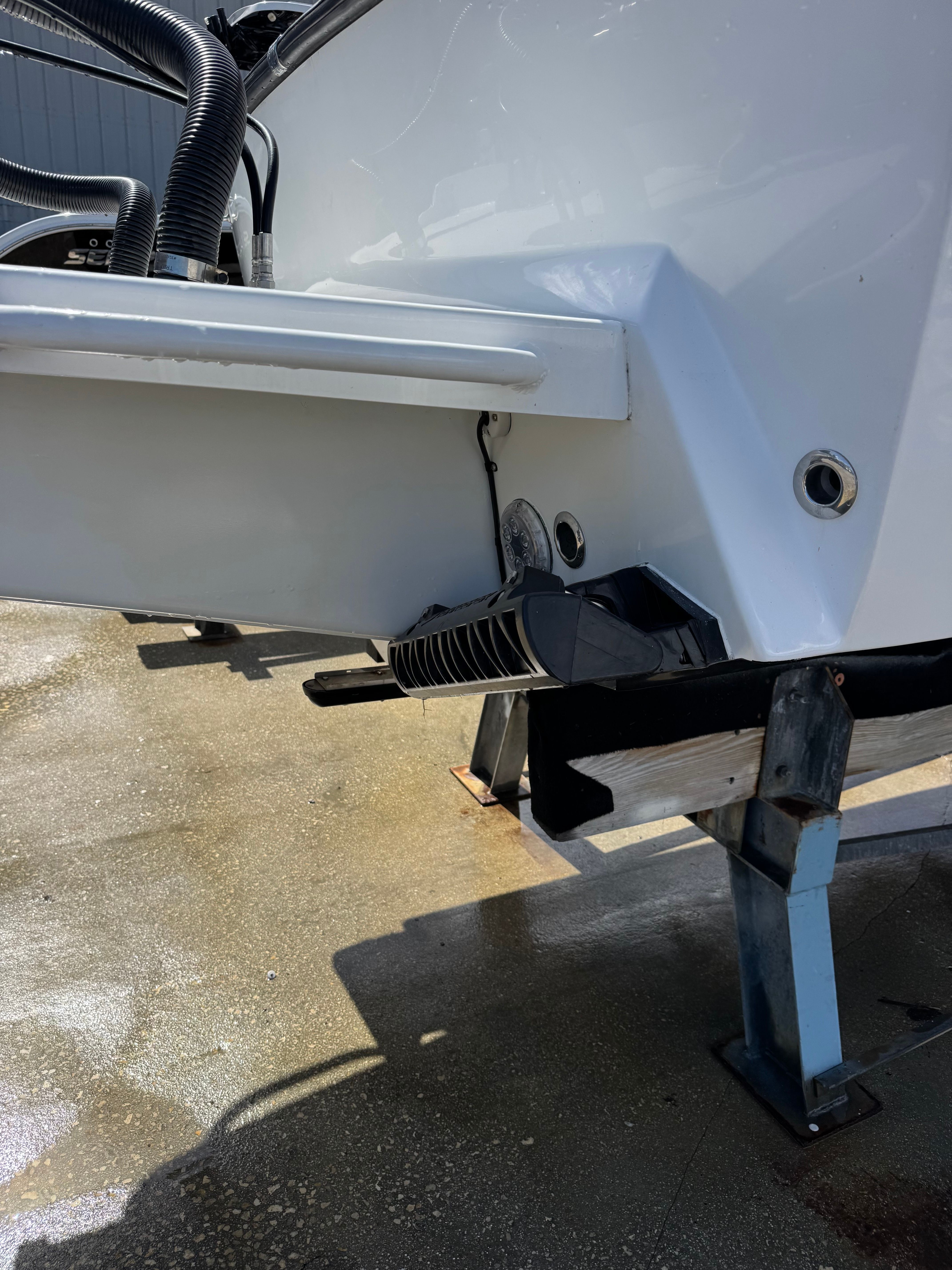Close-up of 2024 Latitude Tournament Boats 25' CC hull.