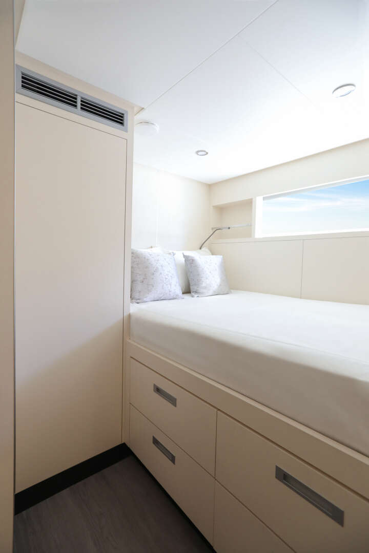 2026 Ocean Alexander 28L - Image 34
