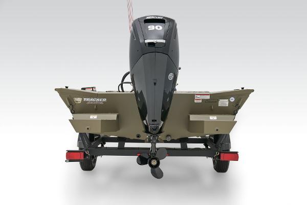 2024 Tracker Grizzly 1860 CC - 23