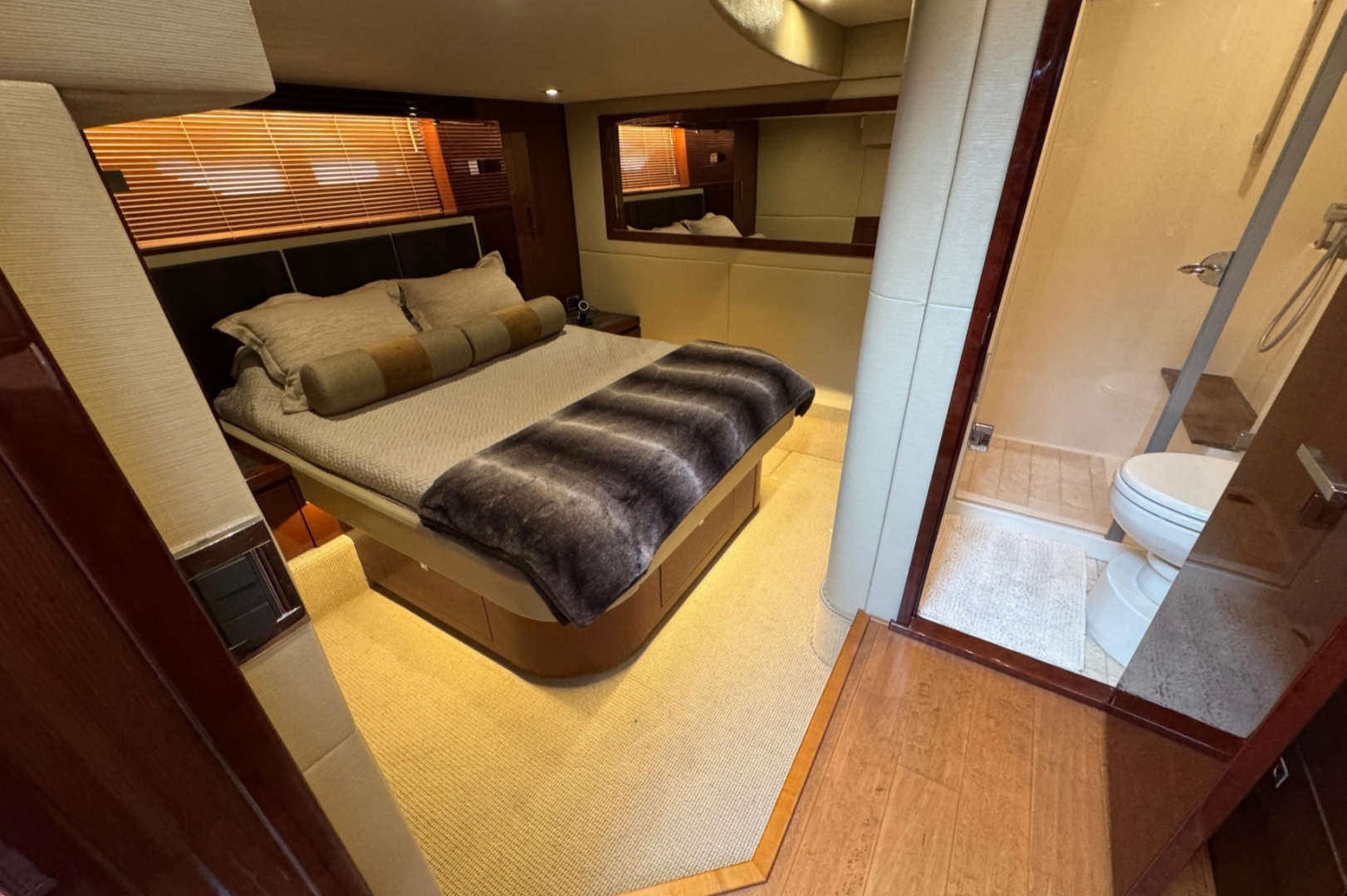 2015 Sea Ray Sundancer 510 - Image 48