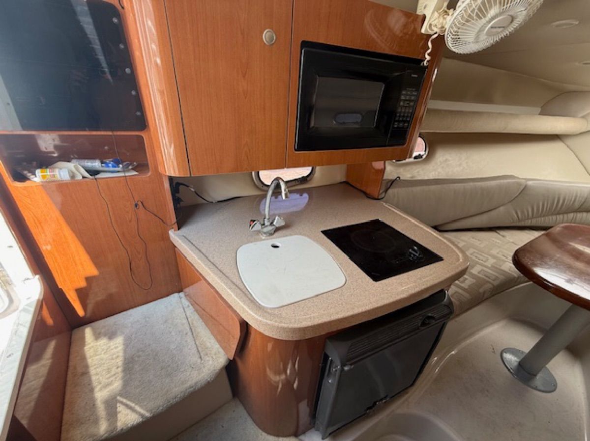 2002 Four Winns 248 Vista - 10