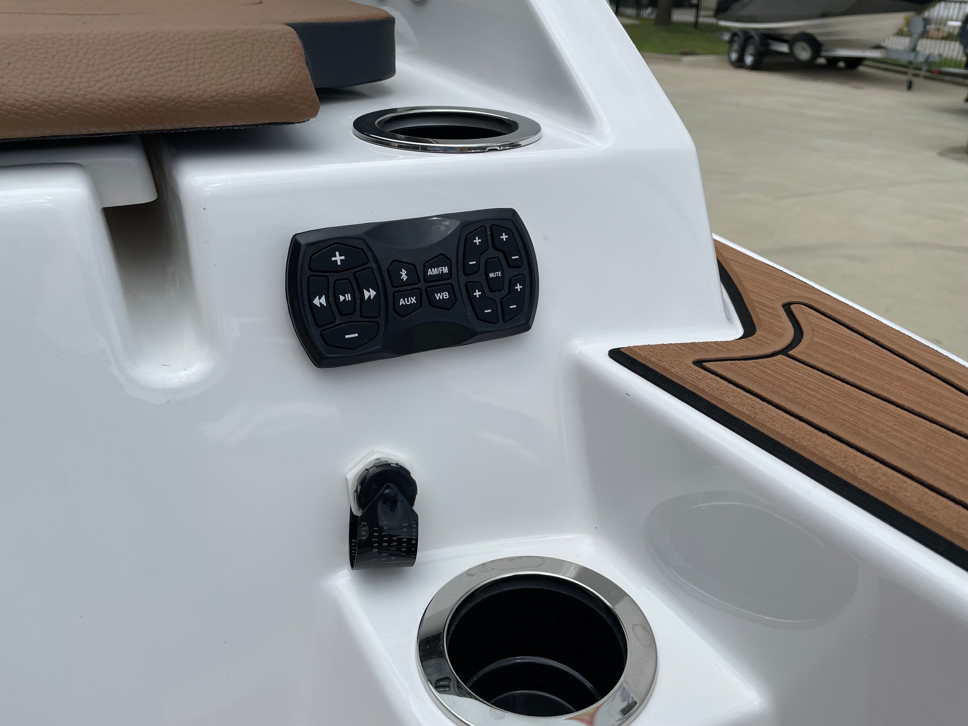 2026 YAMAHA 222 SE - Image 11