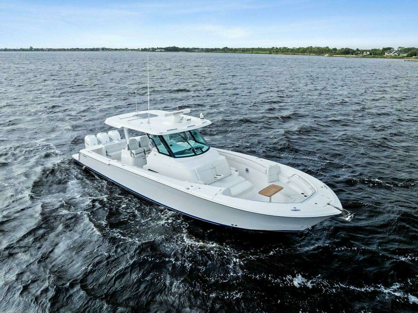 2022 Bertram — - Image 9