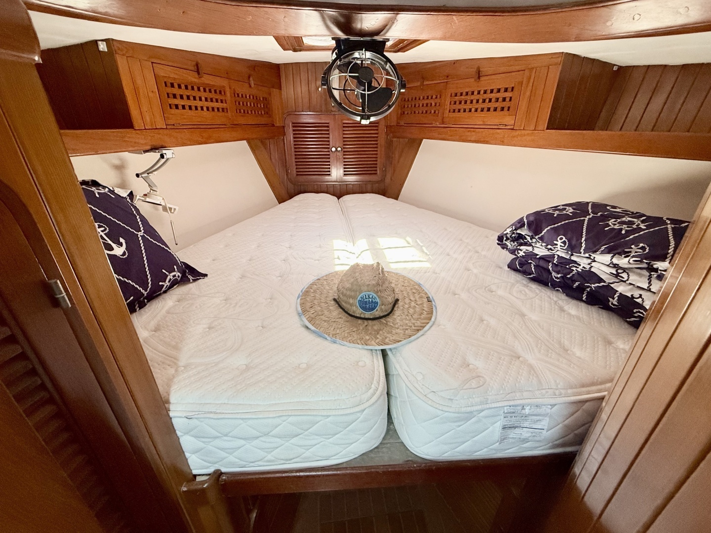 1985 Tayana Vancouver 42 - Image 30