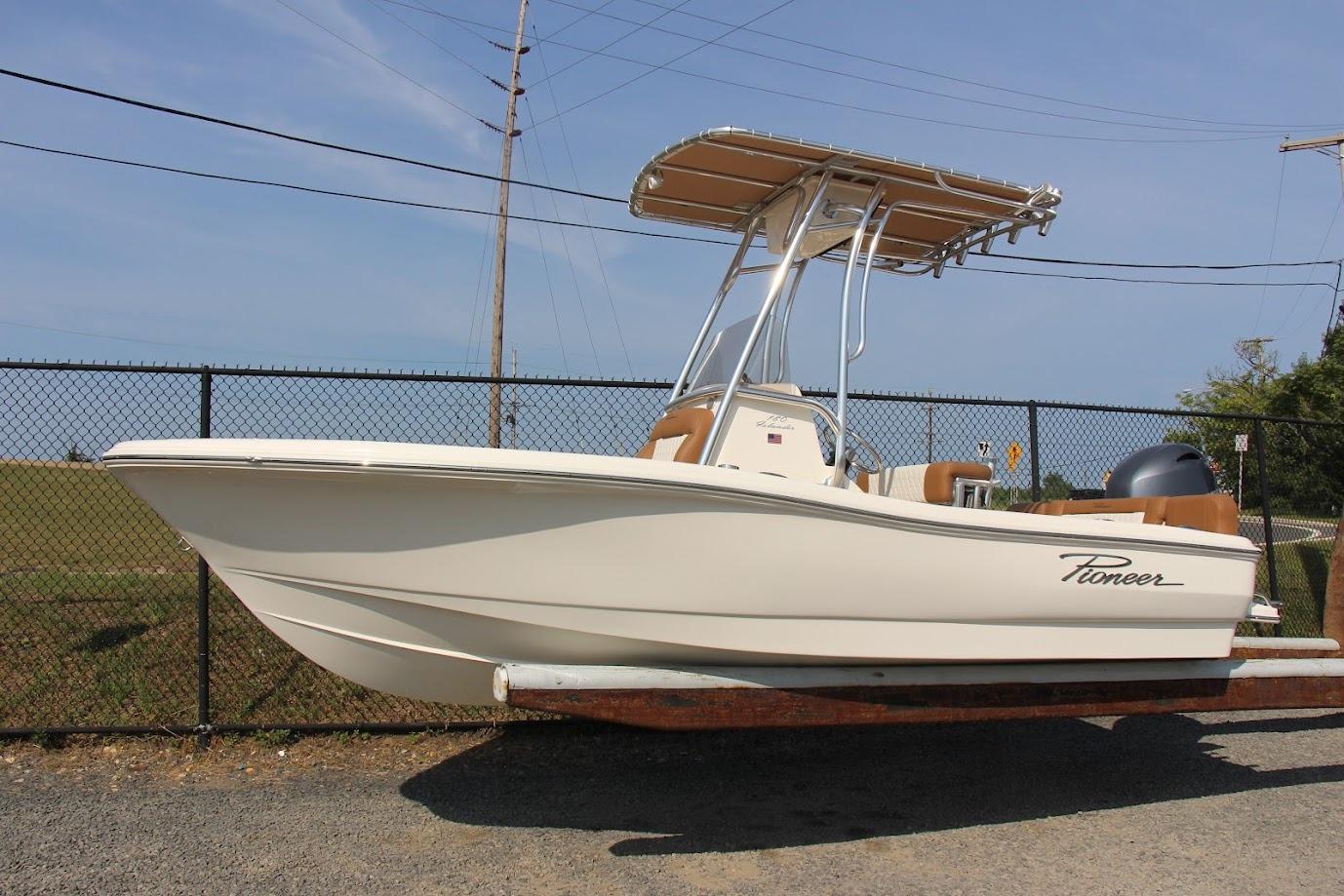 2025 Pioneer 180 Islander