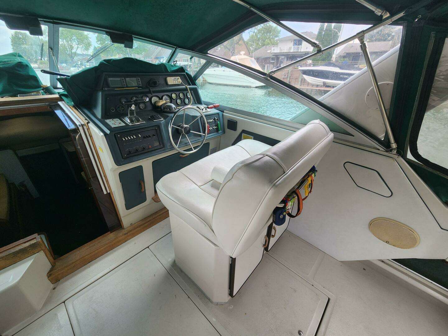 1987 Sea Ray — - Image 6