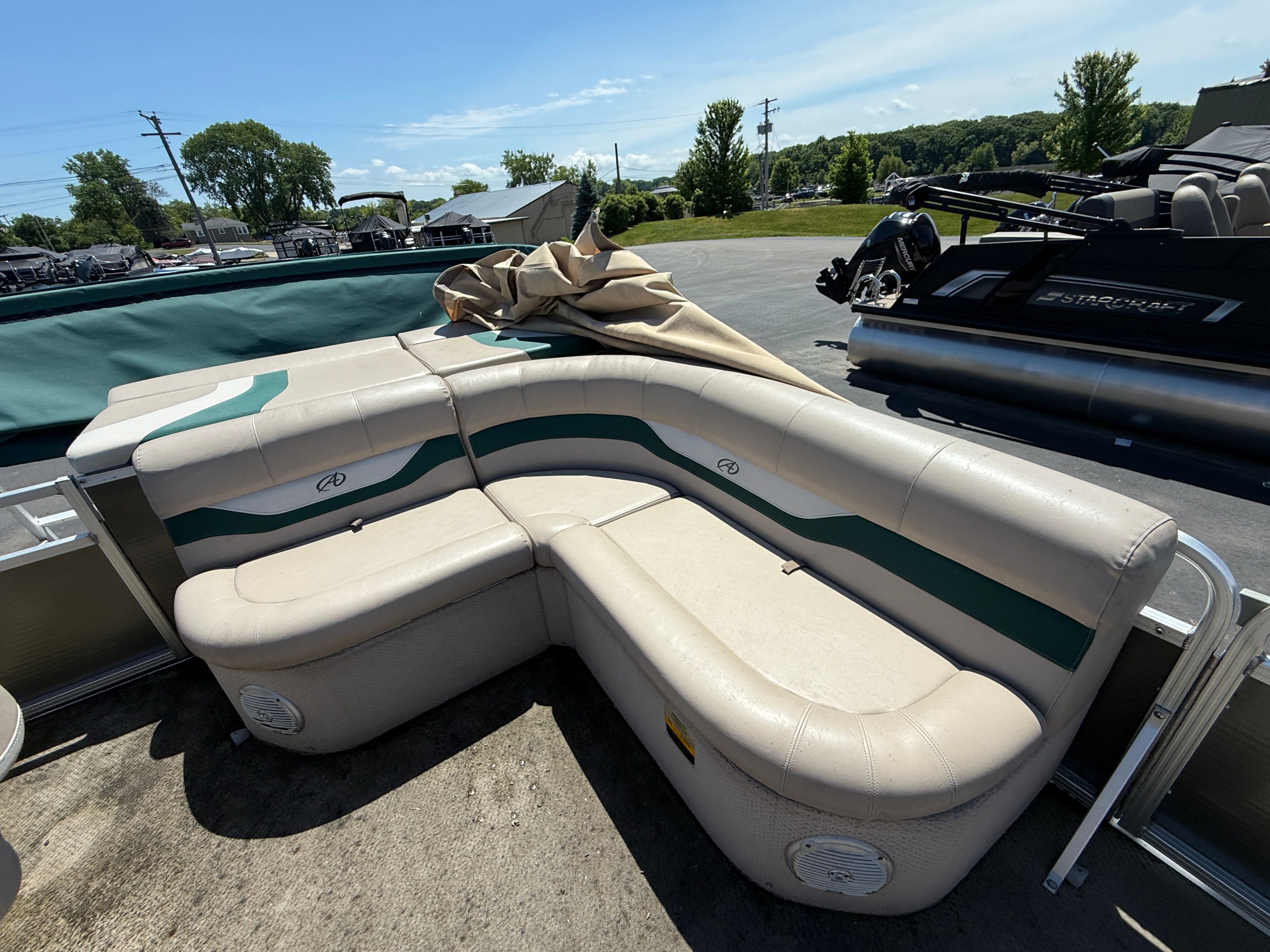 2014 Avon 19LS - 8