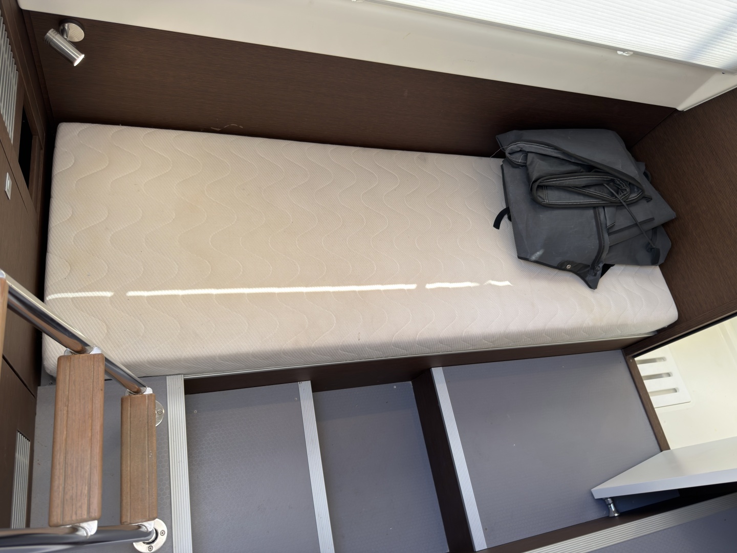 2023 Prestige 520 - Image 23