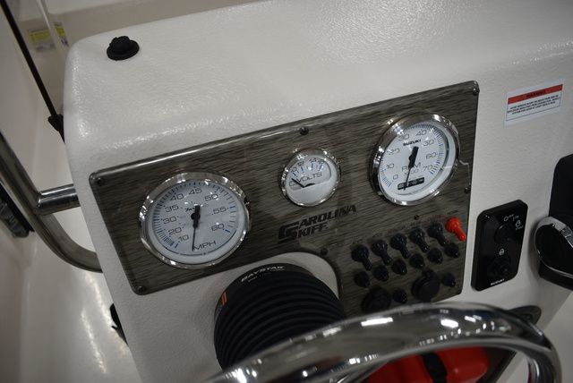 2025 Carolina Skiff E20 JVX Center Console - 26