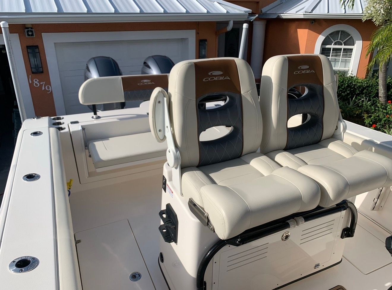 2020 Cobia 280 Center Console - 15