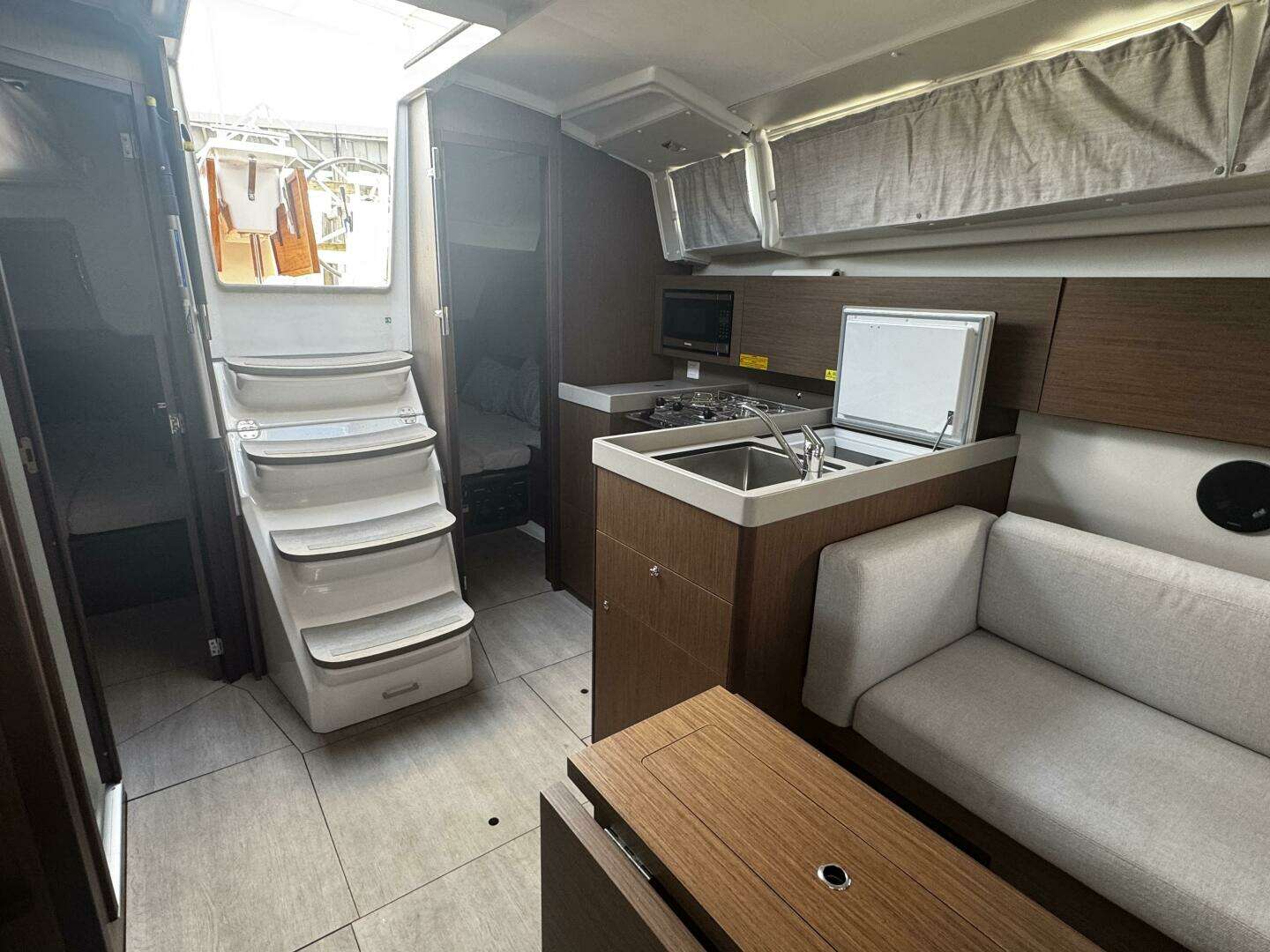 2023 Beneteau Oceanis 38.1 - Image 44
