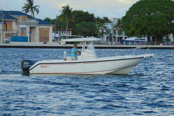 2001 Boston Whaler 26 Outrage