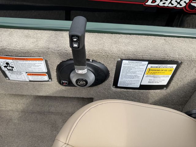 2026 Tracker Bass Tracker Classic Limited - 10