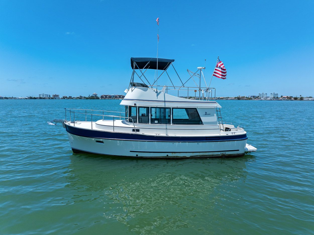2001 Camano 31 Trawler