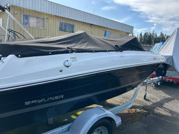 2021 Bayliner VR4 Bowrider I/O - 9