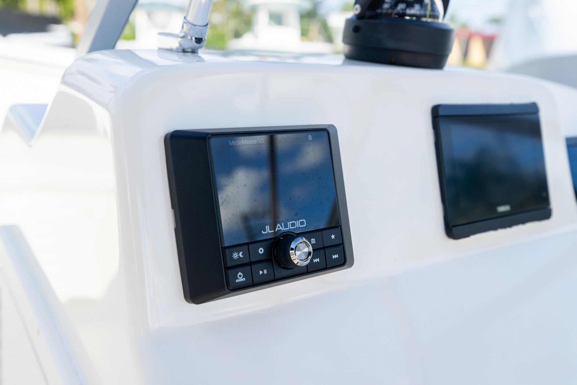 2024 Cobia 220 Dual Console - 28