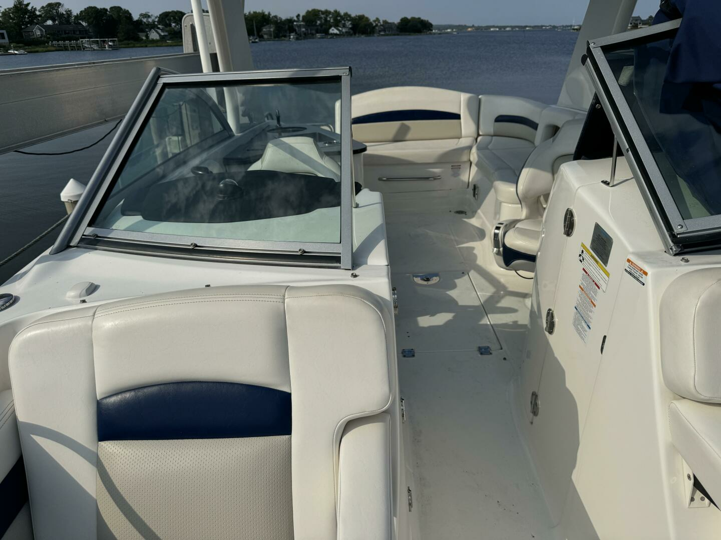 2012 Chaparral 264 Sunesta - Image 21