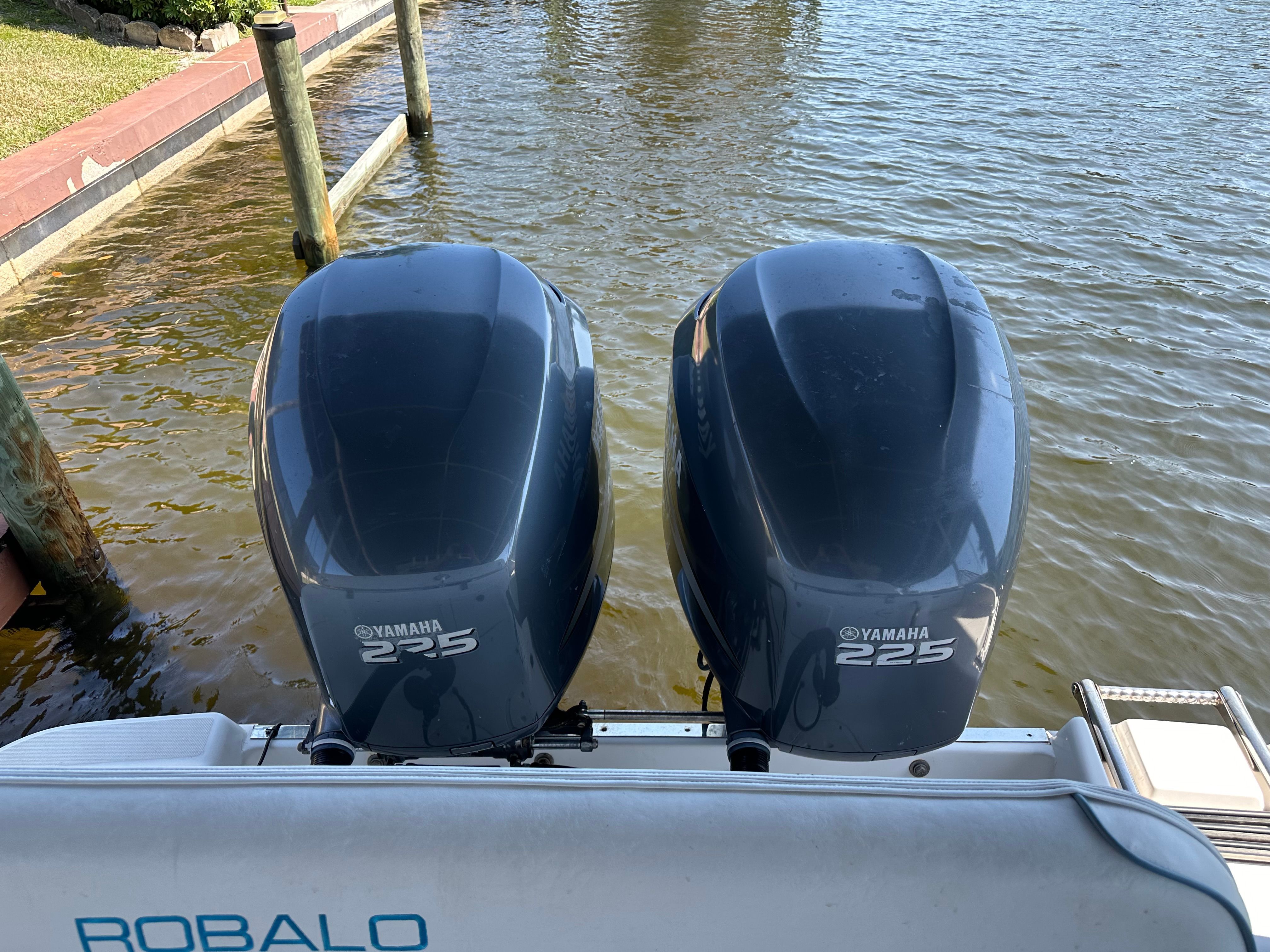 2005 Robalo R265 Walkaround - 7