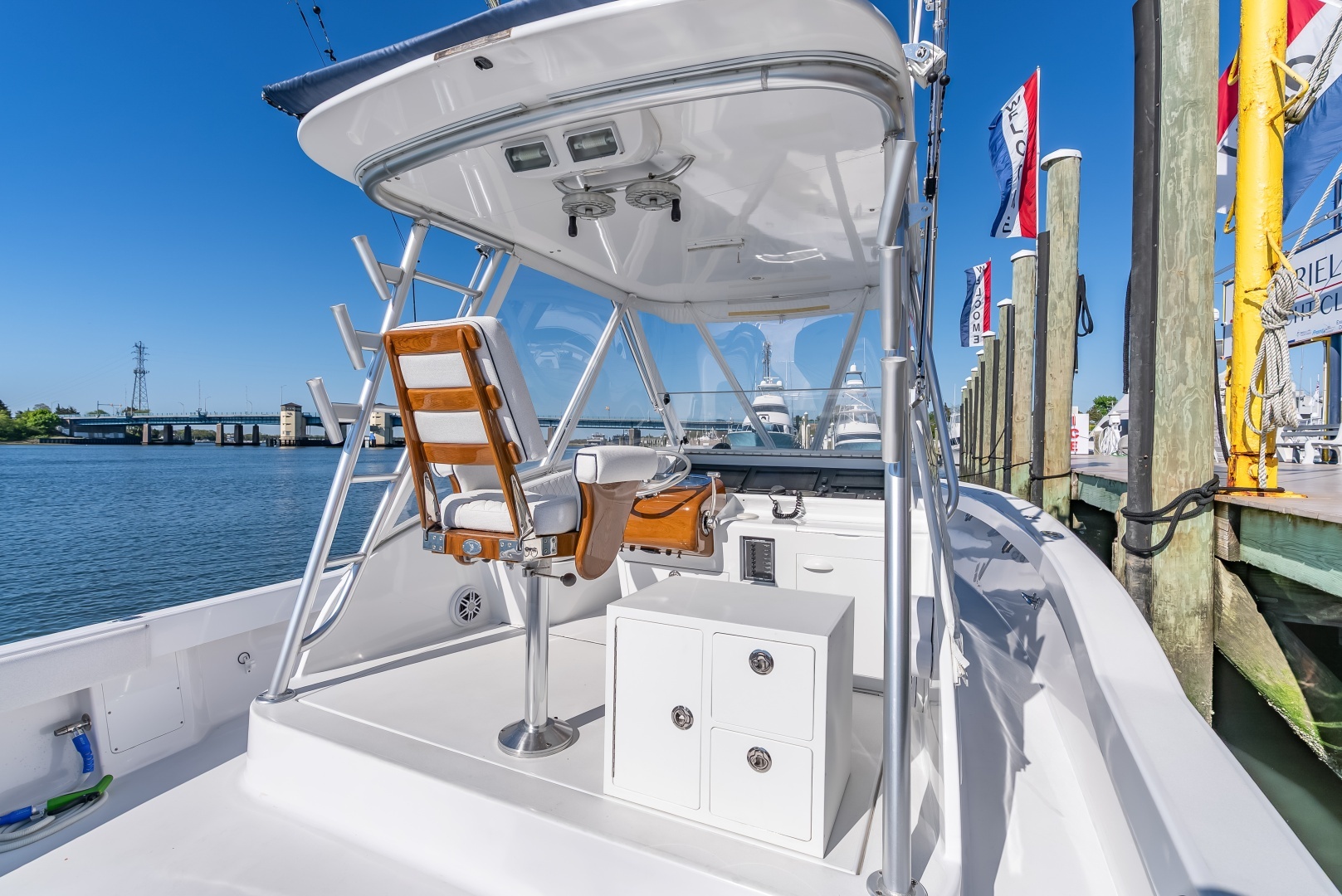 2005 L&H Walkaround - Image 30
