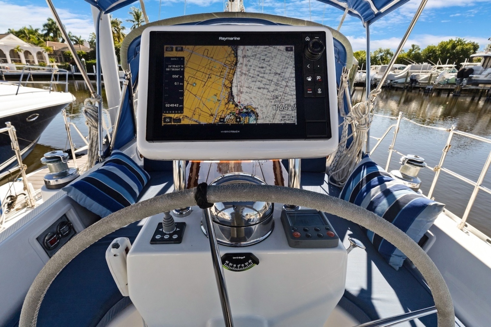 2009 Hylas 46 - Image 22