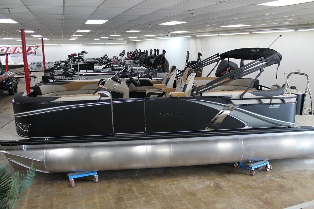 2025 Avalon LSZ Quad Lounger 23 FT