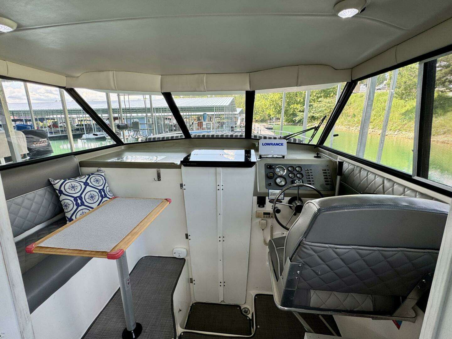 1997 Bayliner 2859 Ciera Express - Image 26