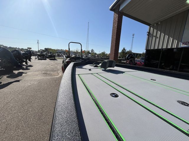 2026 Xpress H20 Bass - 13