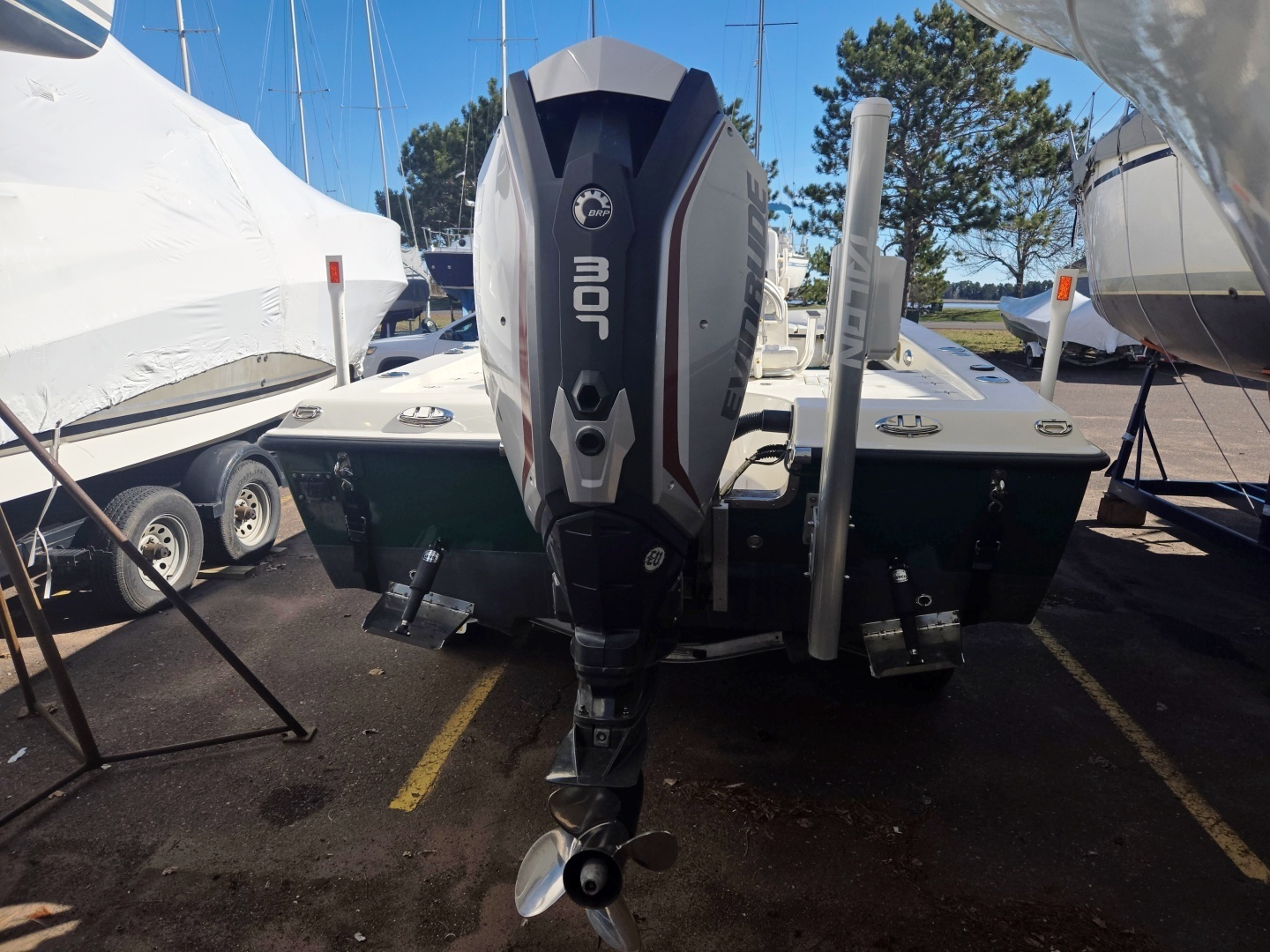 2015 Young Boats Young 24 - Image 15