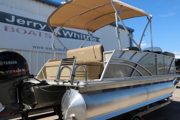 2025 Sylvan Mirage 820 CLZ DH pontoon boat with Yamaha VMAX engine.