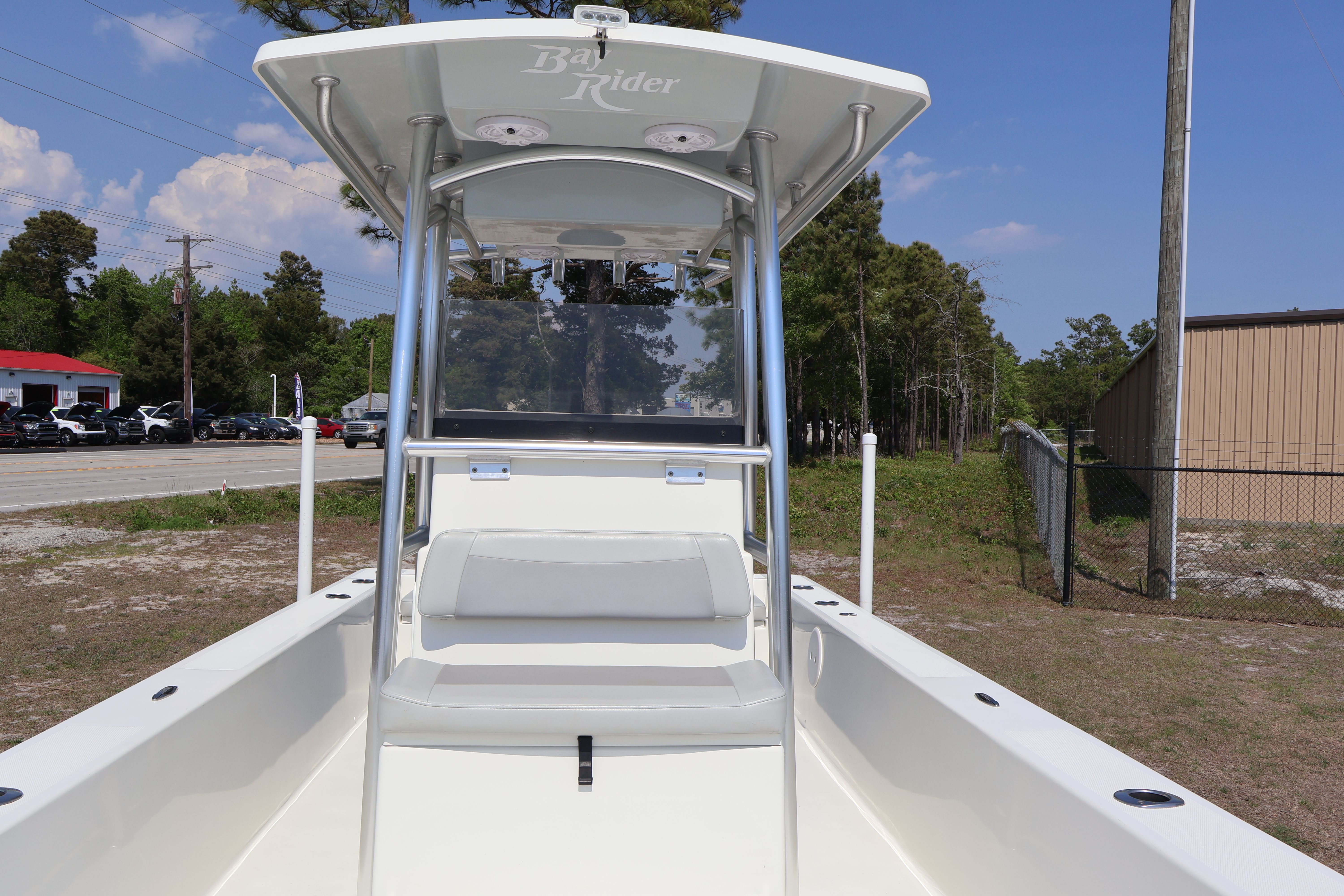 2020 KenCraft 2460 Bay Rider - 17